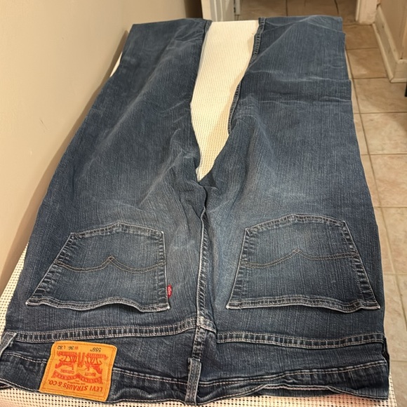Very nice pair of men’s Levi Strauss jeans size 36X32 - Picture 5 of 8